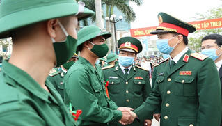Thừa Thiên Huế có hơn 1.400 thanh niên lên đường nhập ngũ