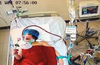 Cứu sống hai mẹ con sản phụ dương tính với COVID-19