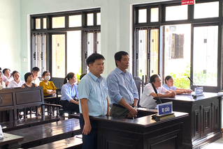 Hai bị cáo trong vụ CDC Huế được hưởng khoan hồng, miễn hình phạt tù