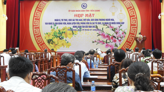 Họp mặt nhân sĩ, trí thức và chức sắc tôn giáo tiêu biểu nhân dịp Tết Nguyên đán Tân Sửu