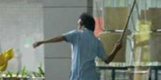 Cãi nhau, anh dùng xẻng đoạt mạng em trai