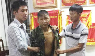 14 năm trốn 2 lệnh truy nã, sử dụng vũ khí nóng bán ma túy tại nhà