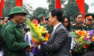 Cảnh đáng nhớ ngày 2.900 thanh niên Nghệ An tòng quân