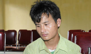 Bắt người Lào vận chuyển 3.000 viên ma túy vào Việt Nam