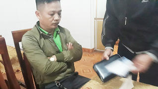 Bắt đối tượng nghi mạo danh phóng viên nhận 11 triệu từ doanh nghiệp 