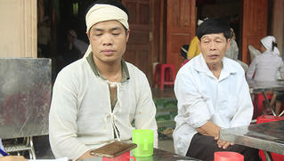 Ám ảnh cái chết đau lòng ba người dưới hầm sâu