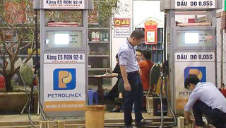 Xử phạt hơn 230 triệu đồng với cây xăng kinh doanh xăng E5 không đủ hàm lượng Ethanol