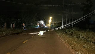 Truy tìm xe tải làm rơi dây điện trên quốc lộ khiến cô gái 17 tuổi tử vong