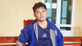 Bắt người Lào vận chuyển 5.200 viên ma túy và 1kg thuốc phiện vào Việt Nam