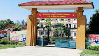 Cách chức, buộc thôi việc bốn cán bộ đảng viên dùng bằng cấp không hợp pháp