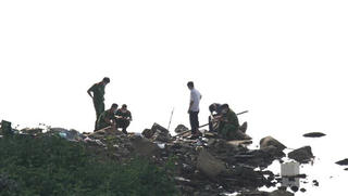 Hoảng hồn phát hiện đầu người và cánh tay dính lưới ngư dân