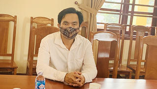 Thầy giáo đăng tin xuyên tạc trên facebook bị phạt 10 triệu đồng 