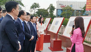 Triển lãm “Những dấu mốc lịch sử hình thành tỉnh Nghệ An trong mộc bản triều Nguyễn – Di sản tư liệu thế giới”