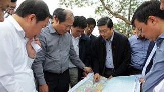 Khảo sát vị trí chuẩn bị xây dựng ga hàng hóa tại Nghệ An