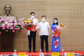 Trao quyết định bổ nhiệm Phó Giám đốc Sở Tư pháp Nghệ An 