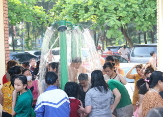 Yêu cầu chấn chỉnh tồn tại, hạn chế ở bãi biển Cửa Lò