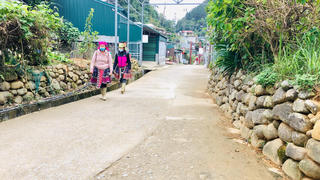 Độc đáo những hàng rào đá dân tộc Giáy ở vùng cao Lai Châu