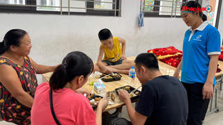 Ấm áp tình người trong bão