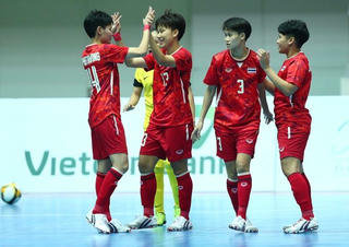 Futsal nữ Việt Nam vượt qua Thái Lan trên bảng xếp hạng sau trận thắng đậm Myanmar