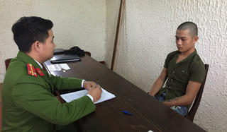 Ăn trộm xong, thiếu niên đốt quán vì thù riêng