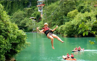 Hang động Phong Nha - Kẻ Bàng là nơi trải nghiệm hấp dẫn thứ 2 của Việt Nam