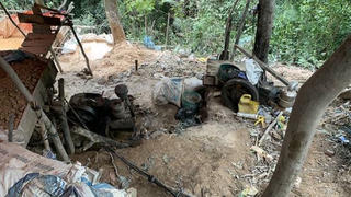 Xóa mỏ khai thác vàng trái phép trong rừng Lệ Thủy (Quảng Bình)