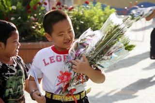 Những bà mẹ nói “không“với phong bì cho cô giáo
