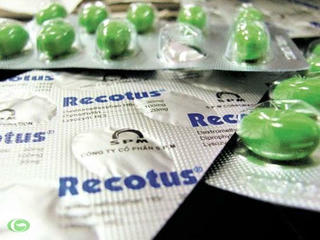 Cảnh giác với thuốc ho Recotus