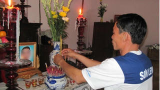 Đau lòng: con gái đồng tính cướp mạng cha 
