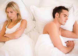 Kinh tế khó khăn khiến vợ chồng “chán nhau“