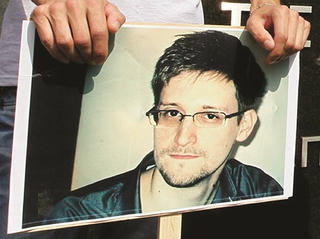 Toàn cảnh vụ tiết lộ bí mật của Edward Snowden