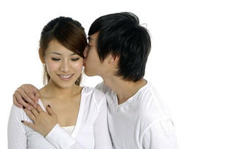 Con gái dễ mất trinh tiết khi...mủi lòng
