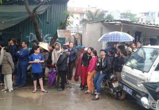 Phát hiện thi thể bên vũng máu