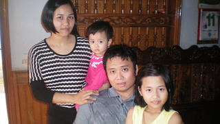 Chuyện tình cổ tích của chàng trai ngồi trên xe lăn 