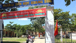 Nghệ An: Trẻ thất học vì phụ huynh phản đối sáp nhật trường