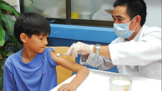 Tiêm miễn phí vắc xin phối hợp sởi – rubella cho trẻ 1-14 tuổi 