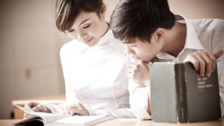  Chiến thuật chinh phục phụ huynh của cặp đôi bị ngăn cấm