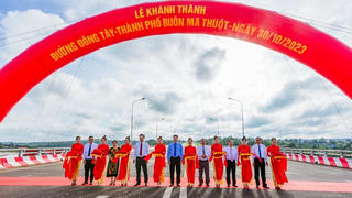 Khánh thành dự án đường Đông Tây thành phố Buôn Ma Thuột trị giá hơn 1.200 tỷ 