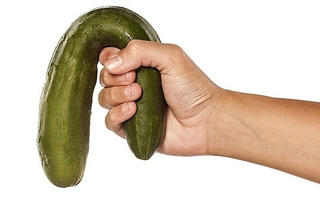 Người đàn ông trẻ nhập viện cấp cứu vì sở thích…bẻ “cậu nhỏ” 