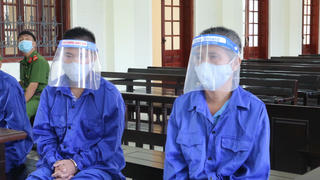 “Lệnh” cho con trai đi buôn ma túy, cha con “hội ngộ” trong nhà tù