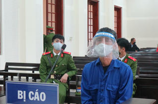 Chém người tử vong ra tòa khai "chưa từng đánh ai"