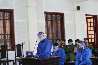 Ăn tết trong nhà tù vì “đãi” bạn sinh nhật bằng...ma túy