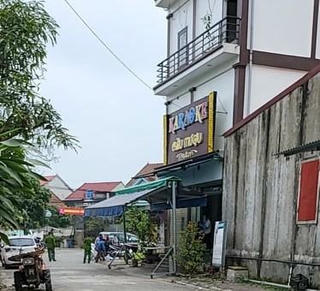 Tá hỏa phát hiện người đàn ông tử vong trong quán Karaoke