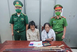 Vợ chồng bị bắt vì ma túy
