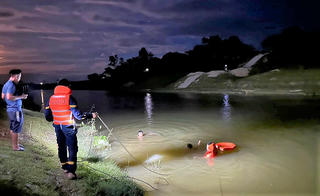 Nghệ An sẽ xây gần 200 bể bơi, phổ cập bơi cho trẻ em 