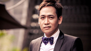 Ca sĩ Duy Mạnh lên tiếng chuyện mình bị ném ghế vào đầu khi đang hát ca khúc “Tôi không sao kê đâu”