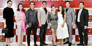 Đông Hùng - Bảo Trâm ngồi ghế nóng “Giọng ca vàng doanh nhân Happy Women”