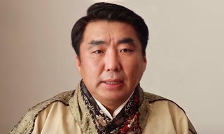 Nhạc sĩ Mông Cổ đoạt giải cuộc thi viết về Việt Namu