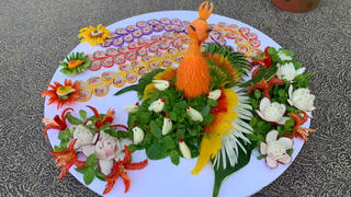 Cầu kì món ‘chả phụng hoàng vũ’ trong ẩm thực cung đình Huế 