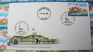 Bộ tem 50 năm bảo vệ thành cổ Quảng Trị được phát hành